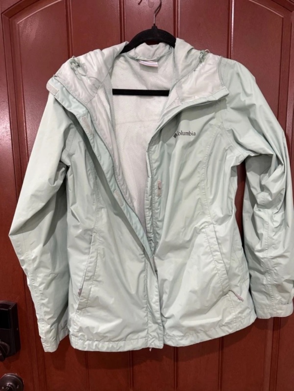 Columbia Rain Jacket – S